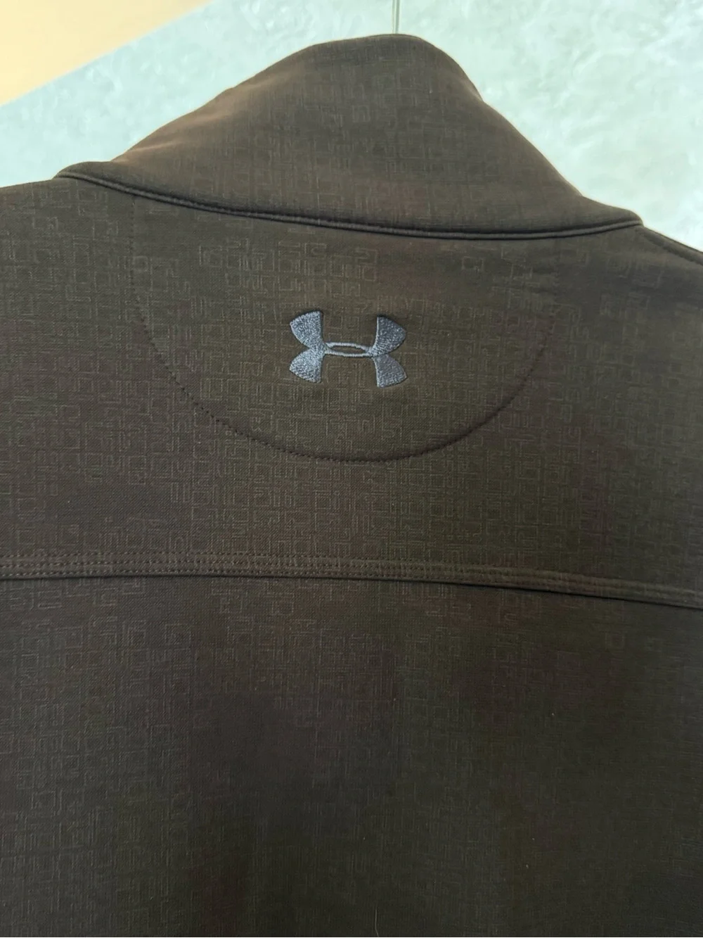 Under Armour Men’s Large Brown Full Zip Performance Jacket